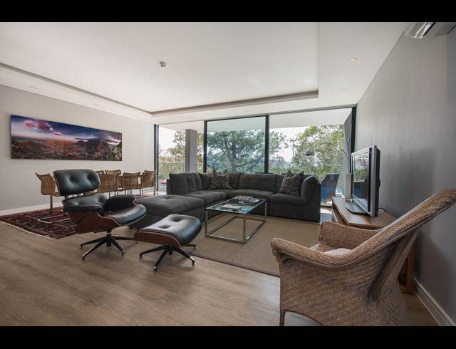 2 BEDROOM APARTMENT FOR SALE IN GREEN POINT